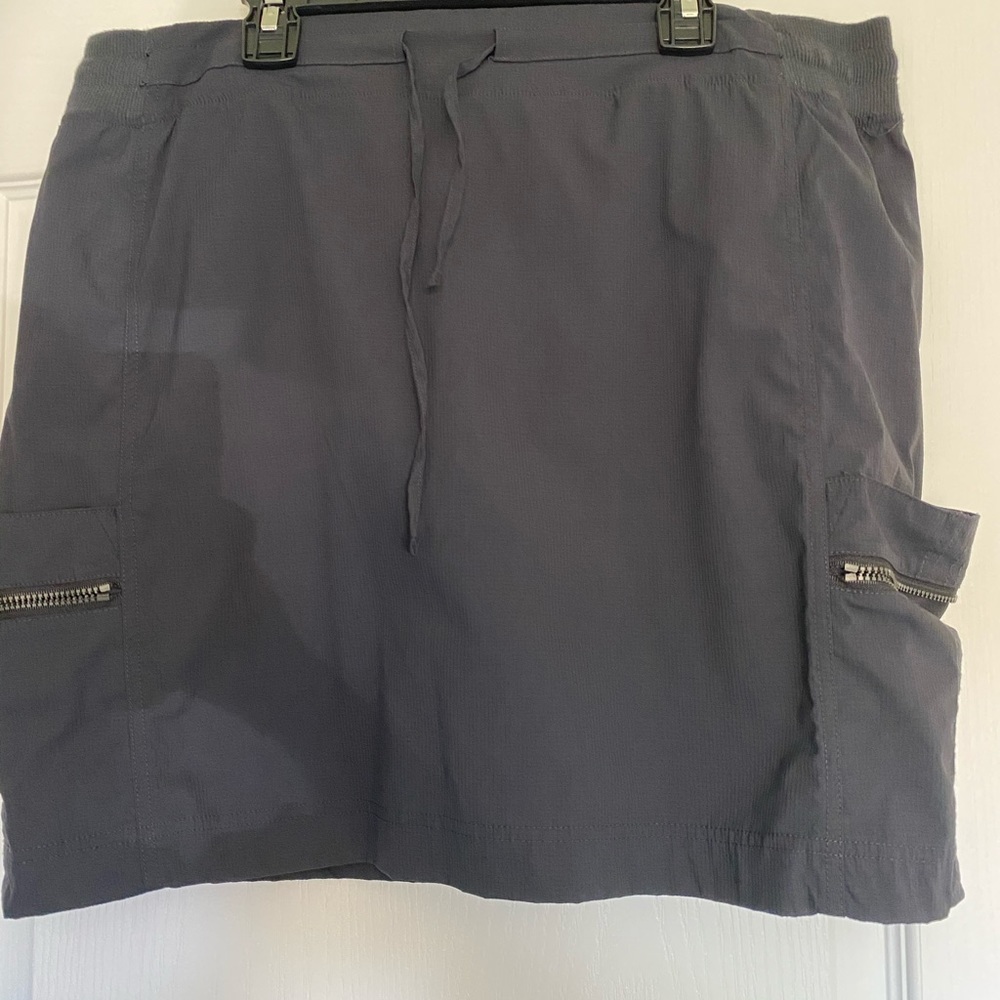 Ti Verde Athletic Skirt